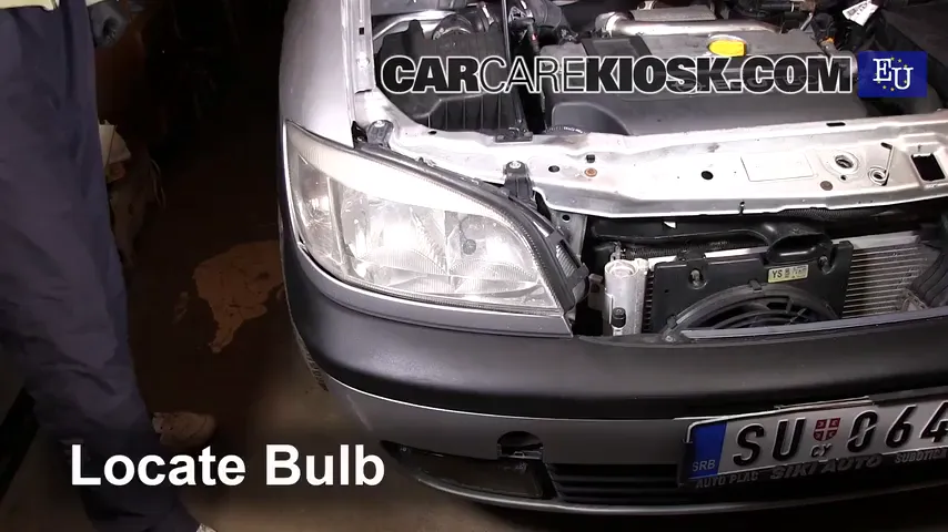 2000 Opel Zafira DTI Life 2.0L 4 Cyl. Turbo Diesel Lights Headlight (replace bulb)